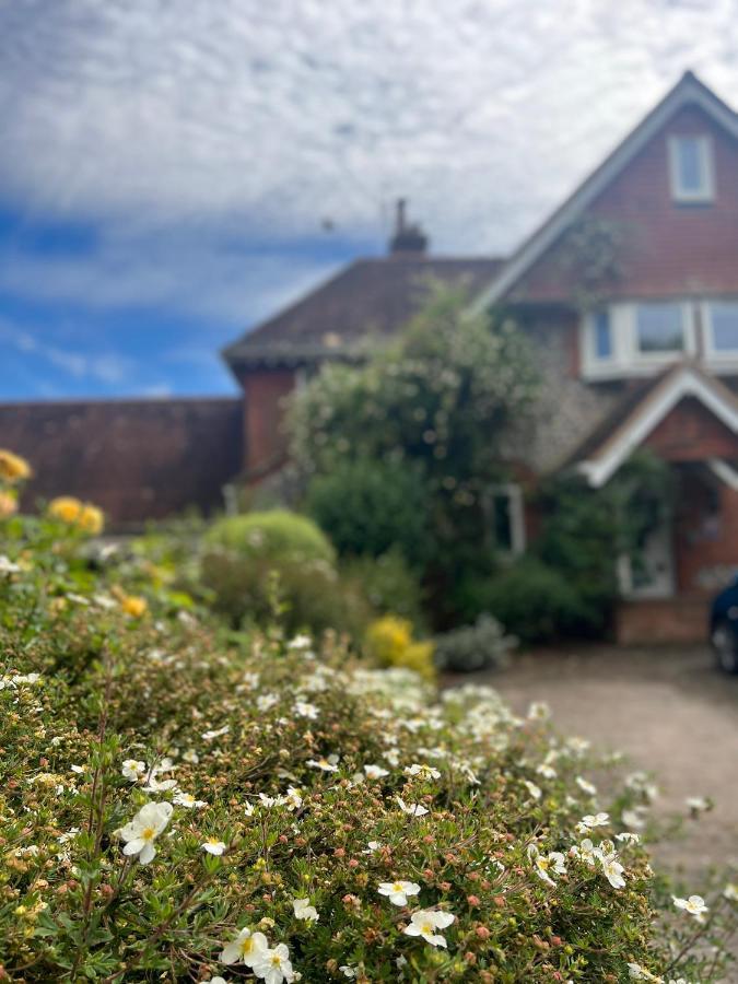 Stonehenge Hostel - Yha Affliated Cholderton Dış mekan fotoğraf